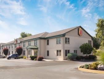 Super 8 By Wyndham Harrisburg Hershey West Eksteriør billede