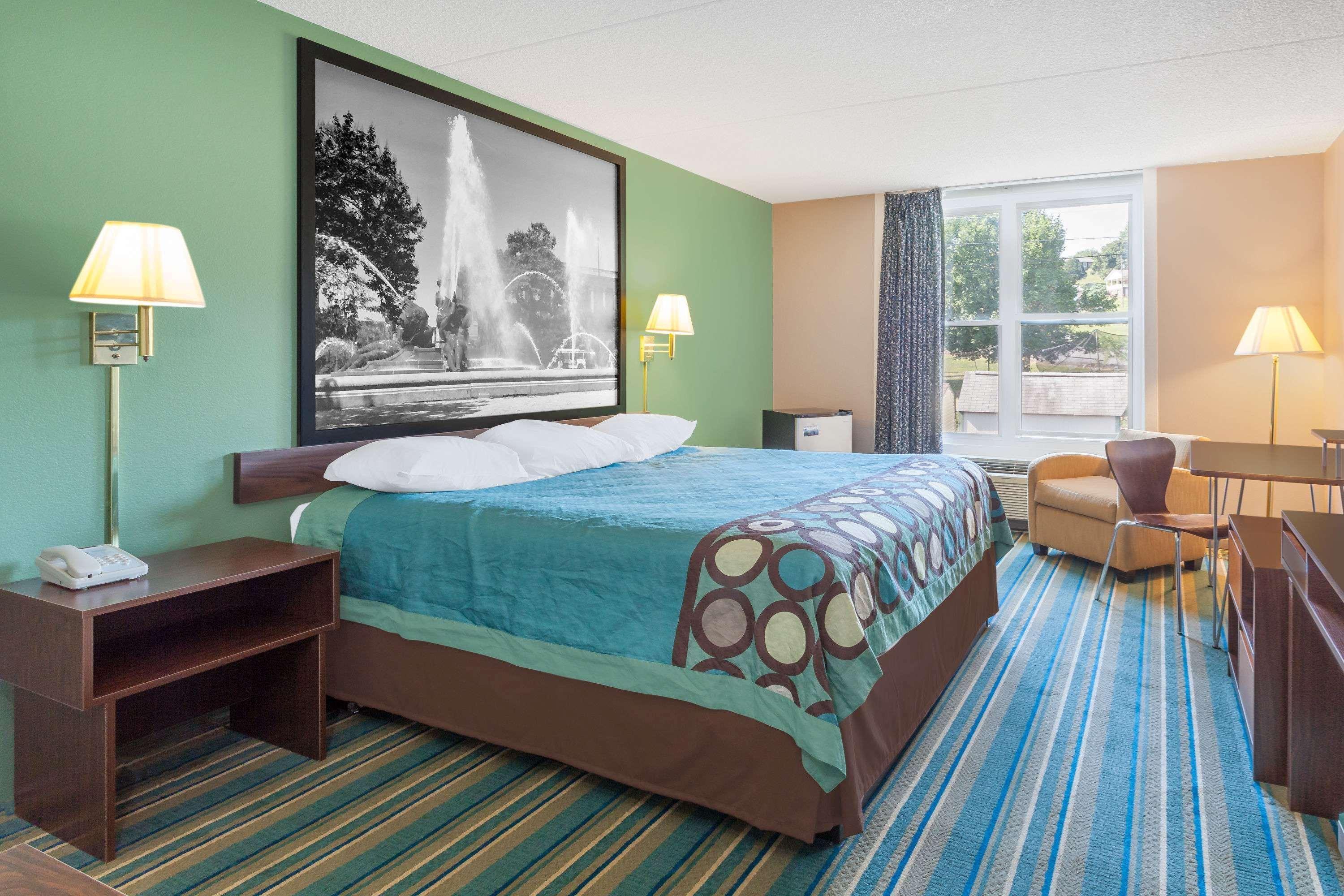 Super 8 By Wyndham Harrisburg Hershey West Eksteriør billede